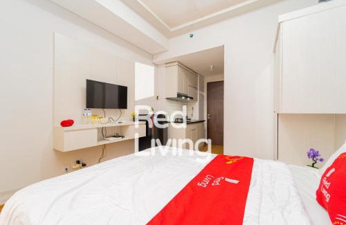 Bekasi Timur Hotel | RedLiving Apartemen Transpark Juanda - Icha Rooms Tower Jade with Netflix