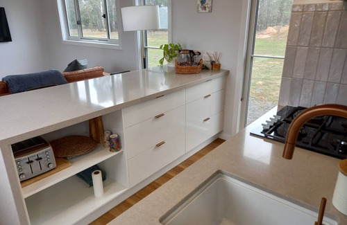 Lake Fyans House | RedmanView Luxury Lakeside Cabin