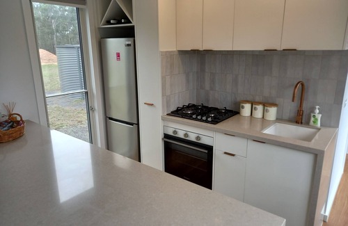 Lake Fyans House | RedmanView Luxury Lakeside Cabin