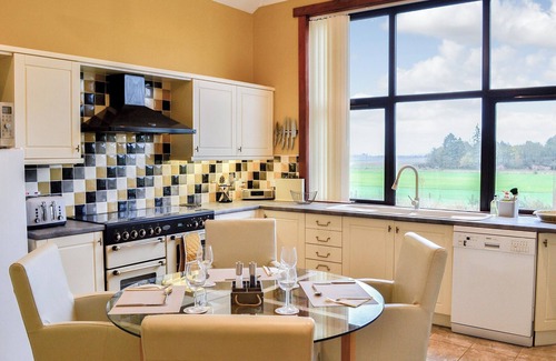 Forfar Cottage | Redroofs By The Woods - UK41559