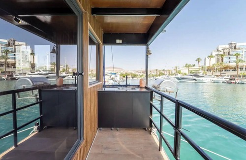 Negev Desert Boat Rental | RedSeaSuite Breakfast Included