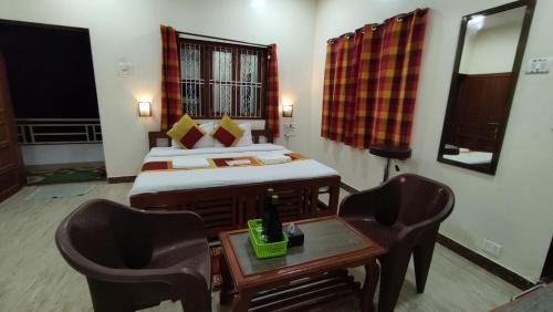 Ganpatipule Bed & Breakfast | Redstone House by Oxystays Hospitality