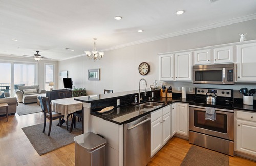 Sunset Point Condo | Reduced Rates - Ocean Views & Large Deck - Beach Access Directly Across Street - OPV 201!