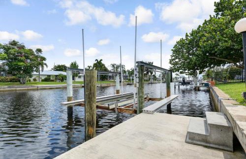 Punta Gorda House | Reduced Rates - Waterfront Heated Pool Home with dock, grill, near Fisherman's Village