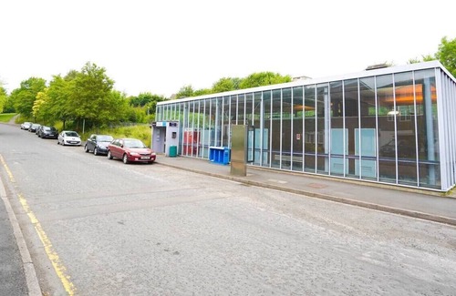 London Borough of Bromley House | *REDUCED* *REFURBISHED* Studio (1) 25 mins to London Bridge