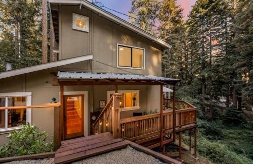 Ben Lomond House | Redwood Oasis - Eco-luxury cabin with hot tub in the Santa Cruz Mountains