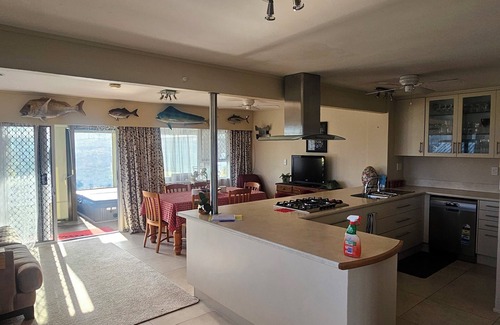 Rotorua House | Redwood Spa Hayven, MBT, Spa, Pets Welcome