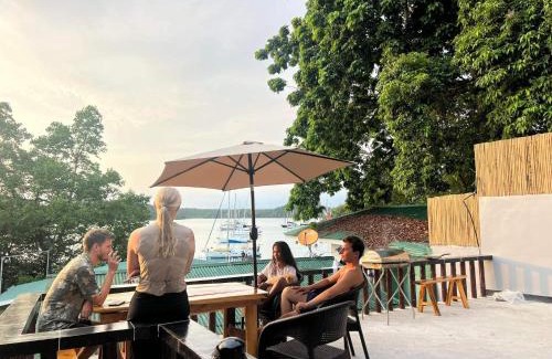 Puerto Galera Hotel | Reef Haven