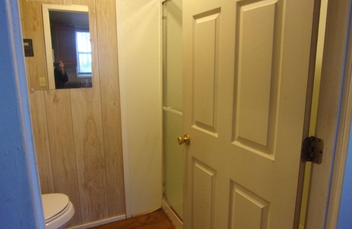 Hemphill Cabin | Reel Em In! Small, clean cabin set back from water on WF property w/boathouse