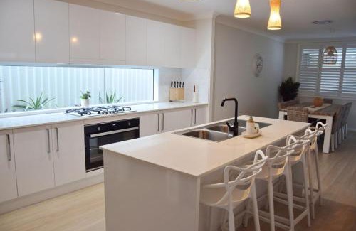 South West Rocks House | Reelaxing at The Rocks