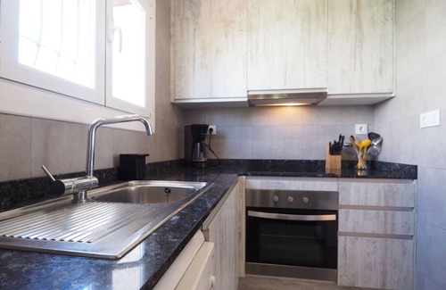 L'Escala House | Ref. PALAU 3: Cosy house with private pool and wifi.
