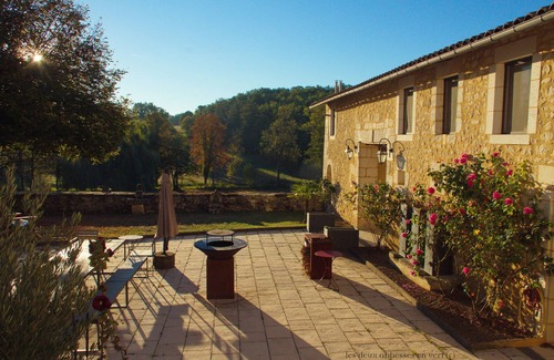 Mareuil en Perigord House | Refined property 7 Bedr (7/17 p) on private 80 acres Heated Pool Pond and Horses