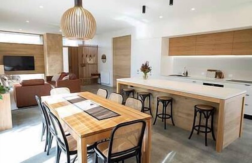 Point Lonsdale House | Refresh at Lonnie