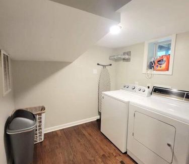 Smyrna House | Refreshed! Private 4BRMs 2 Bath - 2 King Beds!