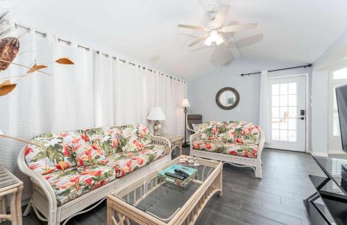 Port Isabel House | Refreshing Resort Getaway with Patio near the Bay