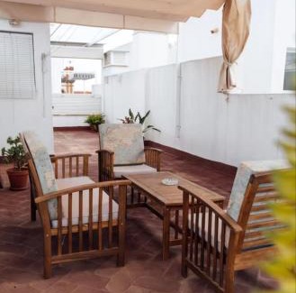 San Gil Apartment | Refugio Vanguardista en calle Feria