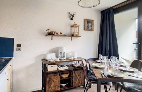 Reberty Apartment | Refurbished Studio · Ski-in/Ski-out · Balcony · Free WiFi
