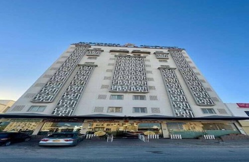 Al Maabilah House | Regal King Getaway | Luxury Unwind in Muscat