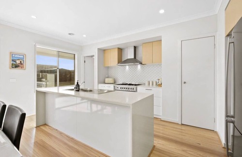 St Leonards House | Regal Park Villa with Pool and Alfresco Living