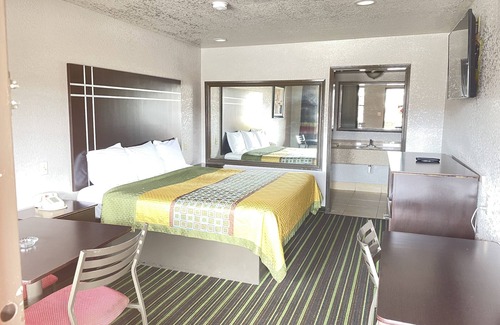 Channelview Hotel | Regency Inn Channelview