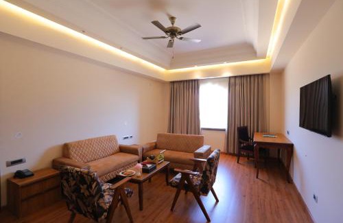 Ambala Hotel | Regenta Central City Vilas Palace Ambala