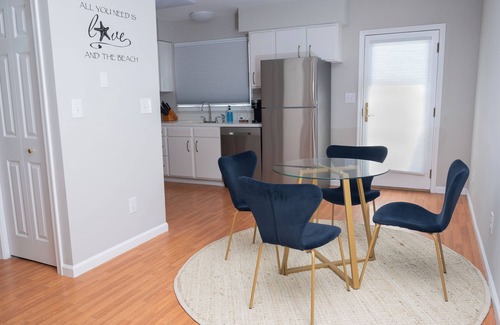 The Pines Apartment | Rehoboth Ave Apartment - 2 blocks from the beach- In the heart of Rehoboth Beach