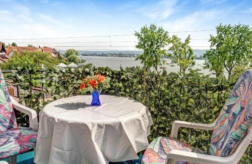 Allensbach Apartment | Reichenaublick