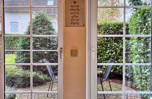 Kommern Condo | Reihenhaus mit Garten in Schönem Innenhof