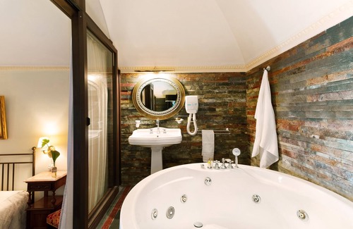 Montallegro House | Relais Briuccia e Ristorante Capitolo Primo