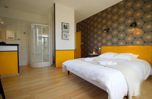 Cahuzac-sur-Adour Bed & Breakfast | Relais de la tour