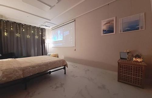 Namyangju Apartment | Relax-편안한영화관,130인치대형스크린,넷플,디즈니플러스,넓은객실,장기숙박추천