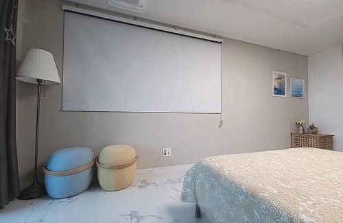 Namyangju Apartment | Relax-편안한영화관,130인치대형스크린,넷플,디즈니플러스,넓은객실,장기숙박추천