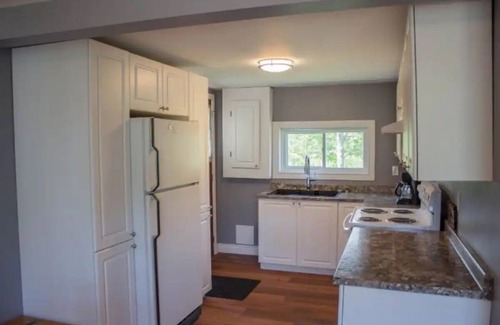 Havelock-Belmont-Methuen Cottage | Relax and create memories at this quiet cottage home on the water, dog friendly.