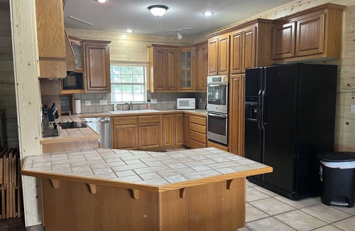 Brookston Cabin | Relax and enjoy the peace & quiet at this spacious ranch on 30 plus acres.n