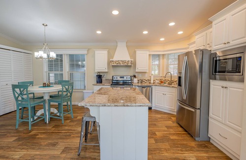 The Villages House | Relax and enjoy The Villages at Serenity Cottage