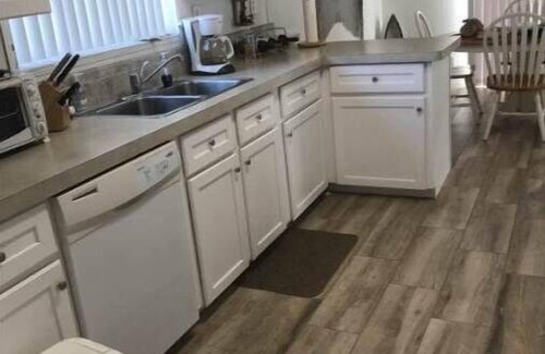Sexton Cove Estates House | Relax and Play in Paradise - Keys Stilt Home on canal with Bay Access