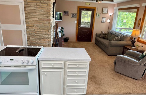 Fall River Cabin | Relax and recharge at The Spot