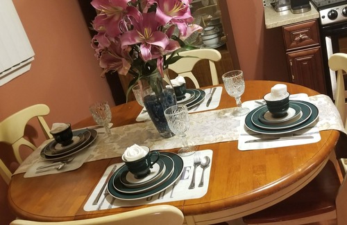 Baldwin Apartment | Relax and rejuvenate in this Hideaway Apartment close to public transportation .