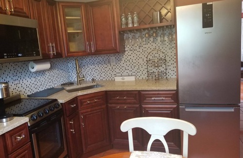 Baldwin Apartment | Relax and rejuvenate in this Hideaway Apartment close to public transportation .