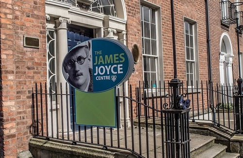 City Centre Dublin Hotel | Relax and Unwind! Minutes away from National Museum of Ireland - Archaeology