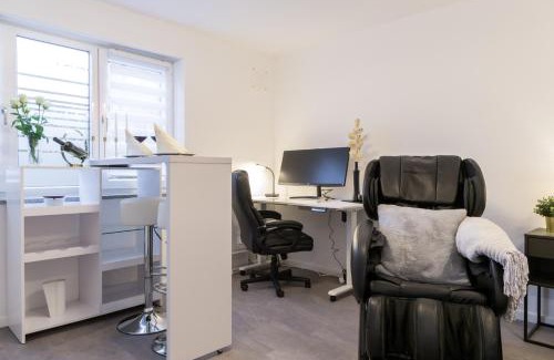 Bergerhausen Apartment | Relax-Apartment 2 mit Massagesessel, Smart-TV und Küche