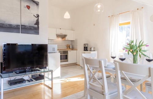 Gruenenbach Apartment | 'Relax-Apartment with Balcony' with Mountain View, Balcony and Wi-Fi