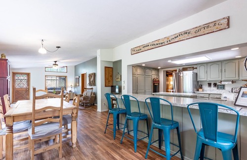 Nathrop Cabin | Relax at Aspen Creek- Private Hot Tub