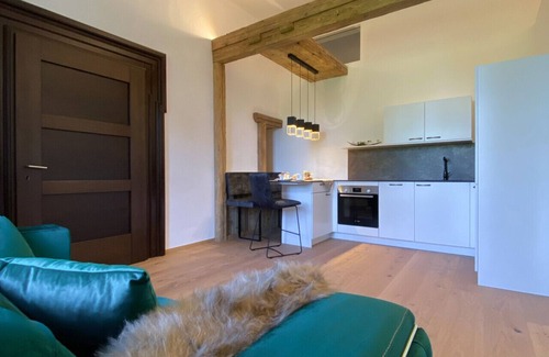 Aurolzmunster Apartment | Relax at Aurolzmünster Castle I Breakfast Included