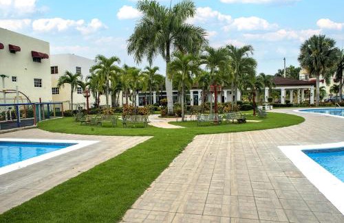 Gregorio Luperon Apartment | Relax in this apartment