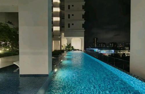 Bandar Menjalara Apartment | Relax Dreamy Staycation with Parking & Wi-Fi - MSuite at Bandar Manjalara, Near Desa ParkCity, Arkadia & Eateries