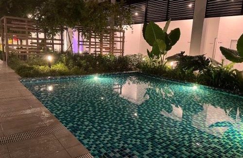Bandar Menjalara Apartment | Relax Dreamy Staycation with Parking & Wi-Fi - MSuite at Bandar Manjalara, Near Desa ParkCity, Arkadia & Eateries