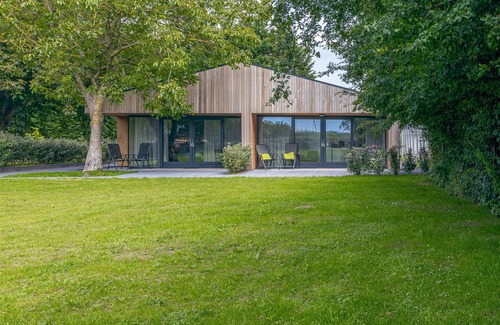 Municipality of Castricum Apartment | Relax & enjoy this nice appt and beautiful surroundings. Dune, beach, Amsterdam