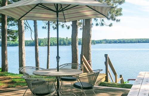 Sturgeon Lake Cabin | Relax, golf, fish & disconnect from today's fast pace living at the Hambly Cabin