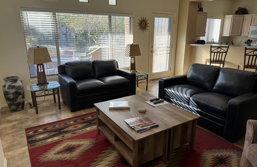 Rancho Vistoso Condo | Relax in this Beautiful Oro Valley Condo - Right Next to the Pool!